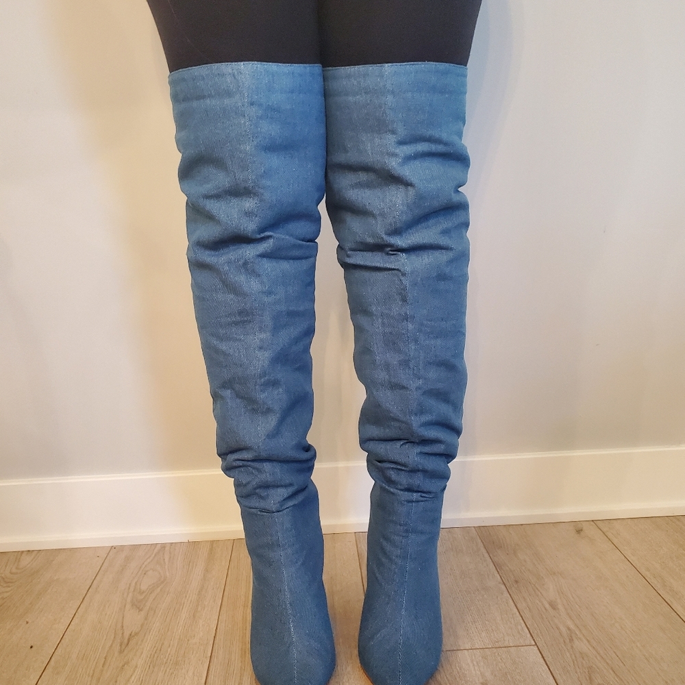 Over the knee boot - Picture 4 of 7
